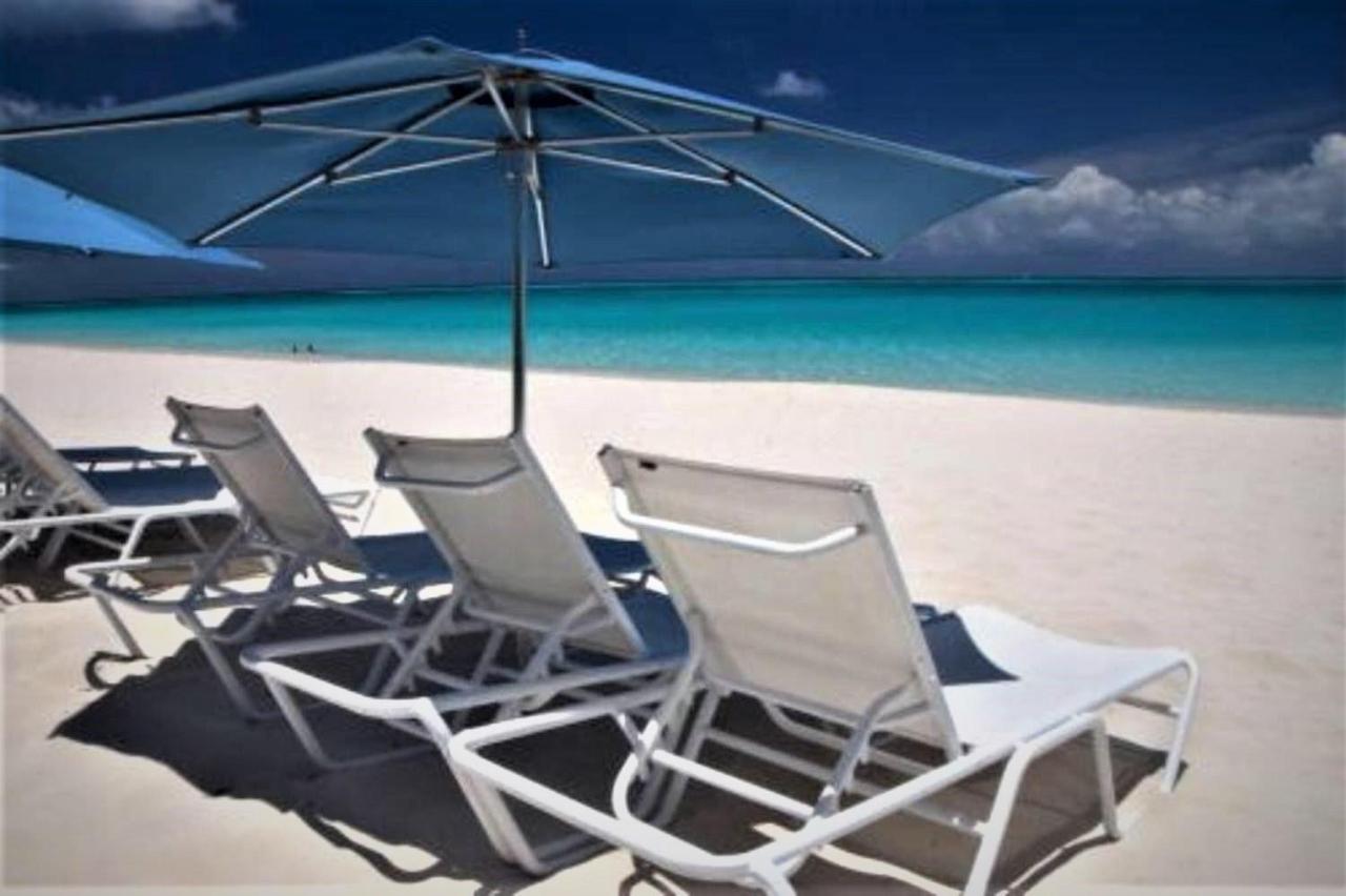 Villa Renaissance Unit 205 Grace Bay Beach Eksteriør bilde